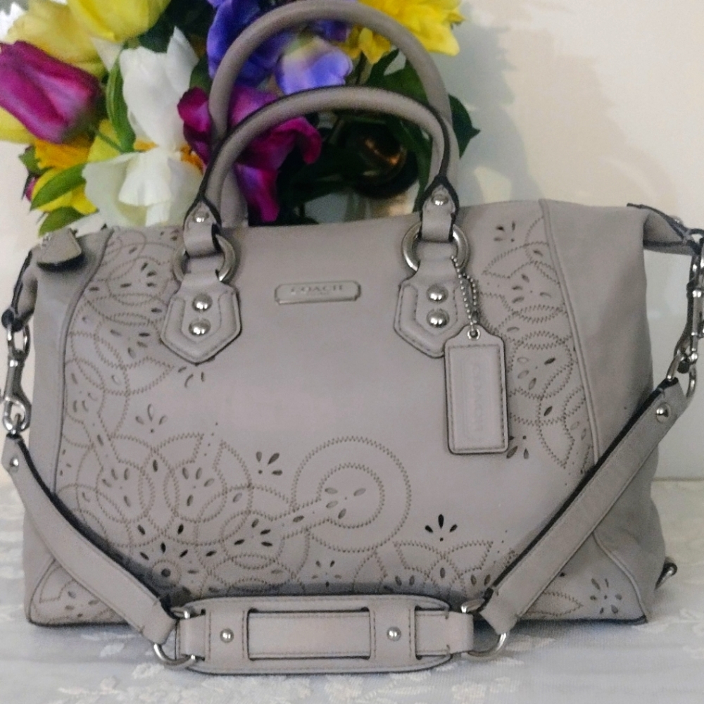 Gorgeous Coach Purse